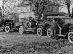 First motorized vehicles belonging to LFD - 1925
